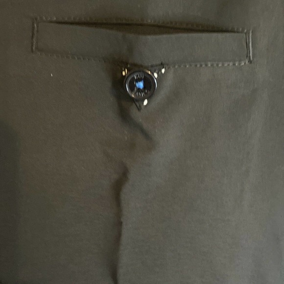 Koi Basics Scrub Top Kade 1011 V-Neck Black Medium - Picture 3 of 8